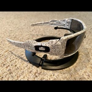 Oakley Oil Rig white Ghost text